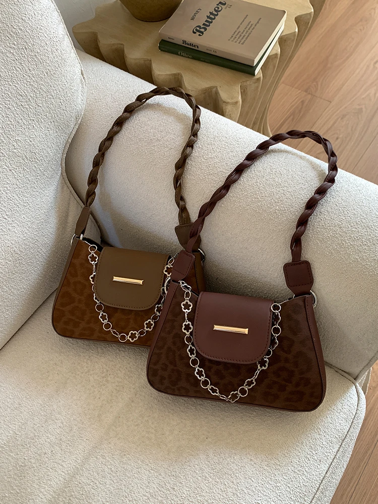 Моющаяся сумка для подмышек с леопардовым принтом, женская сумка на одно плечо, универсальная сумка для французского хлеба в стиле ретро, высококачественная текстура, 2025...
Моющаяся сумка для подмышек с леопардовым принтом, женская сумка на одно плечо, универсальная сумка для французского хлеба в стиле ретро, высококачественная текстура, 2025...