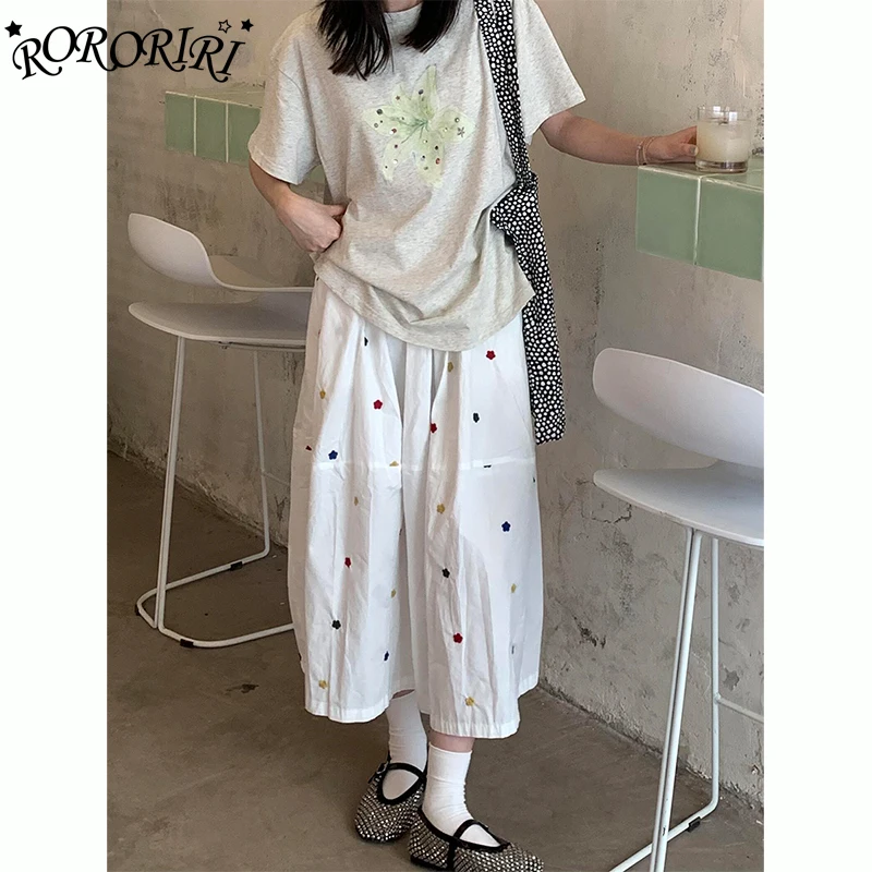 RORORIRI Корейская юбка трапециевидной формы с цветочной вышивкой, женская льняная юбка из смеси белого тюльпана с пузырьковым подолом и высокой талией
RORORIRI Корейская юбка трапециевидной формы с цветочной вышивкой, женская льняная юбка из смеси белого тюльпана с пузырьковым подолом и высокой талией