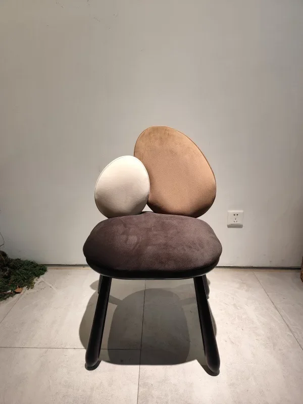Light Luxury Medieval Style Creative Pebble Back Modern Dining Table Chair Furniture Sillas De Comedor Restaurant Chair
Light Luxury Medieval Style Creative Pebble Back Modern Dining Table Chair Furniture Sillas De Comedor Restaurant Chair