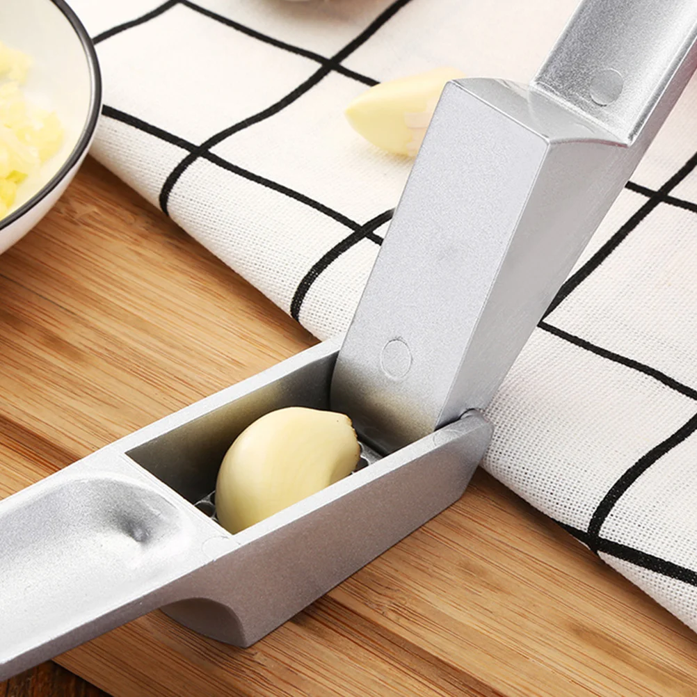 1Pcs Silver Garlic Crusher Puree Maker Aluminum Alloy Easy Clean Practical Kitchen Accessory Manual Masher
1Pcs Silver Garlic Crusher Puree Maker Aluminum Alloy Easy Clean Practical Kitchen Accessory Manual Masher