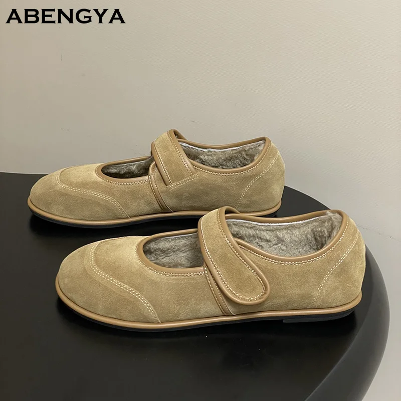 Designer New Suede Wool Flat Loafer Shoes Women Buckle Velcro Warm Fur Shoes Winter Casual Party Vacation Dress Fur Shoes Woman
Designer New Suede Wool Flat Loafer Shoes Women Buckle Velcro Warm Fur Shoes Winter Casual Party Vacation Dress Fur Shoes Woman