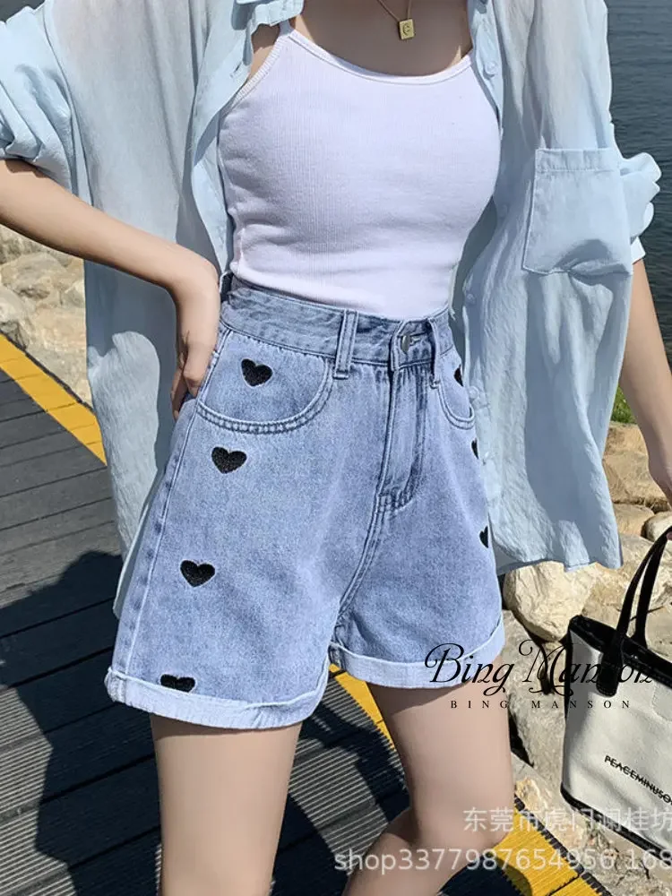 Women's Denim Shorts 2023 Summer Fashion High Waist Pants Slim Fit Pocket Design Denim Shorts Y2k Girls Slouchy Jeans
Women's Denim Shorts 2023 Summer Fashion High Waist Pants Slim Fit Pocket Design Denim Shorts Y2k Girls Slouchy Jeans