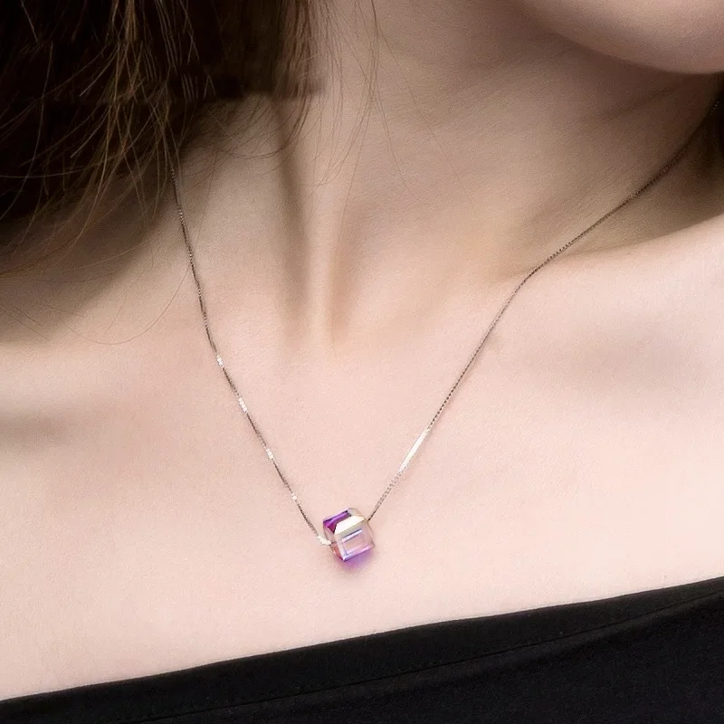 2025 Aurora Sugar Necklace Colorful Crystal Short Necklace Women's South Korea Silver Rubik's Cube Crystal Ornaments Set Chain
2025 Aurora Sugar Necklace Colorful Crystal Short Necklace Women's South Korea Silver Rubik's Cube Crystal Ornaments Set Chain