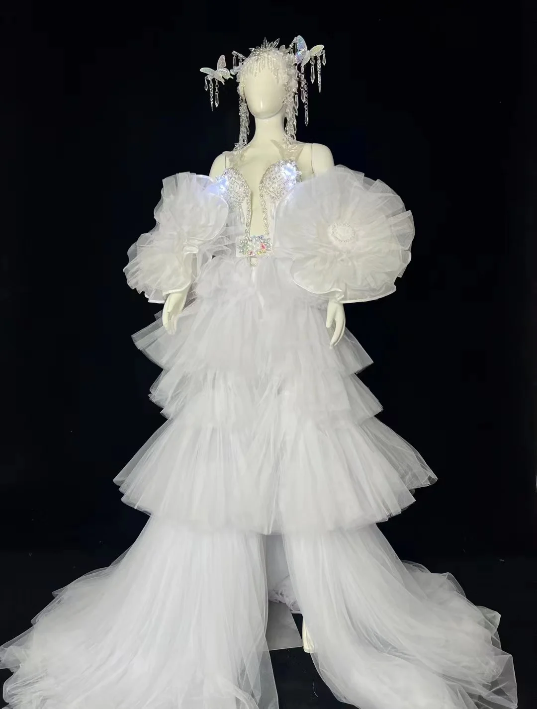White Women Christmas Performance Dress Queen Ice Sculpture Atmosphere Long Tulle Dress Opening Show Singer Dance Stage Costume
White Women Christmas Performance Dress Queen Ice Sculpture Atmosphere Long Tulle Dress Opening Show Singer Dance Stage Costume