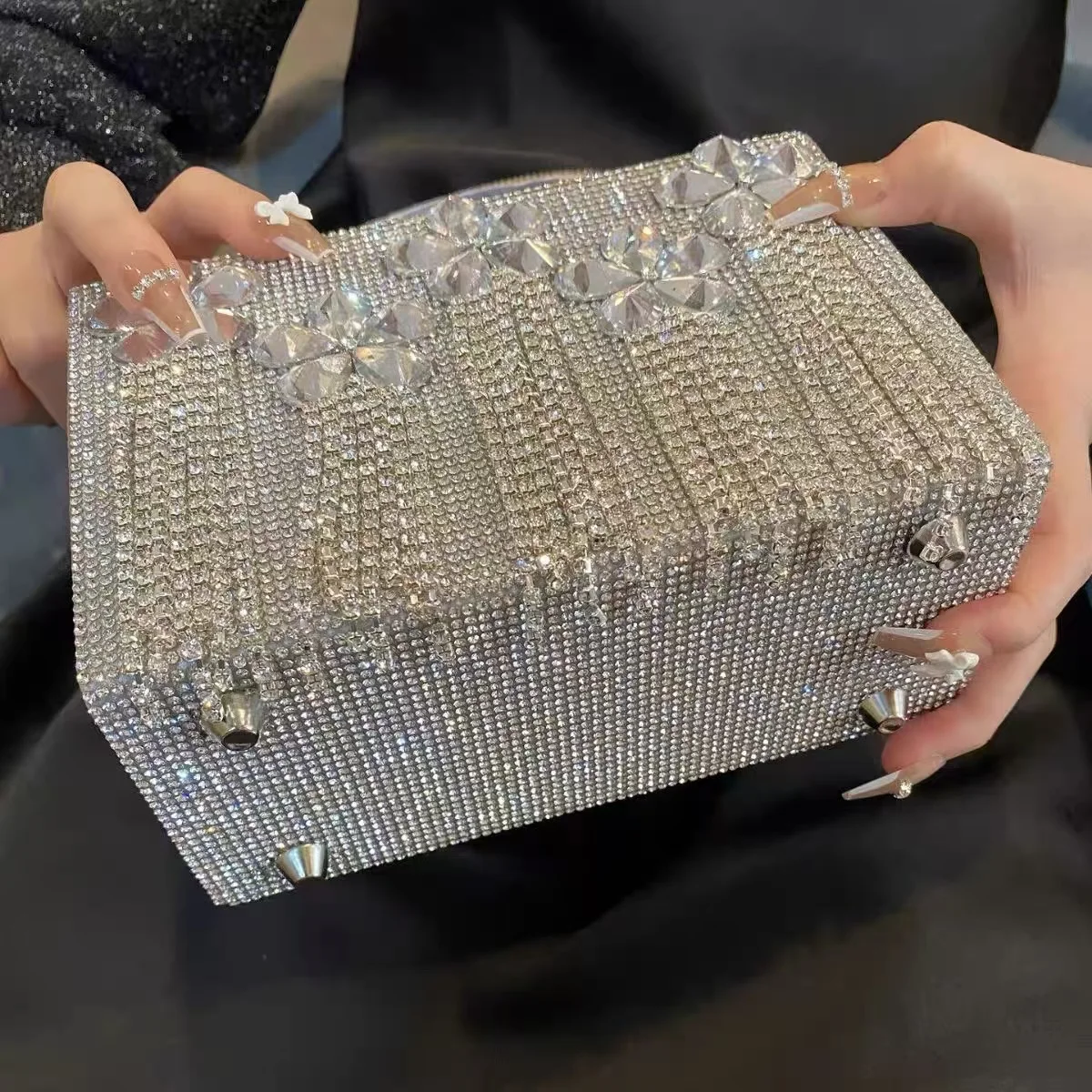 Bling Shiny Diamond Tassel Square Box Women's Handbag Glitter Rhinestones Evening Bag Wedding Party Clutch Purse Shoulder Bag
Bling Shiny Diamond Tassel Square Box Women's Handbag Glitter Rhinestones Evening Bag Wedding Party Clutch Purse Shoulder Bag
