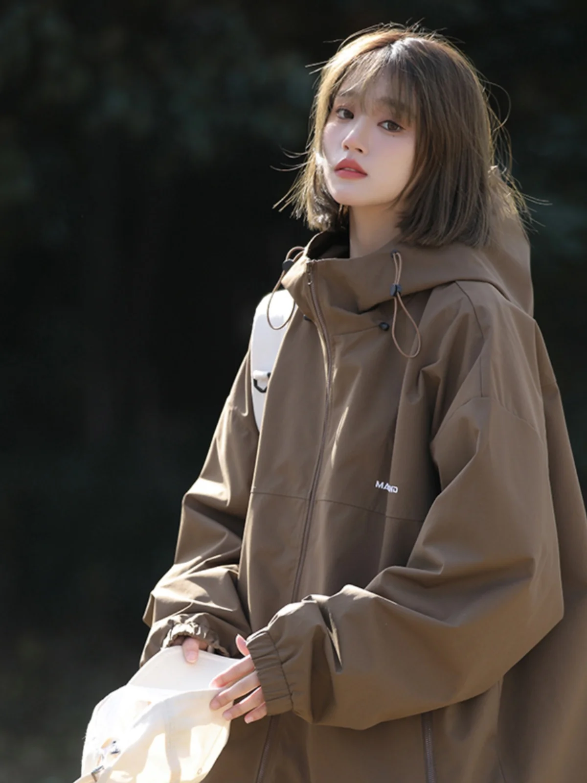 Мужская ветрозащитная походная куртка с высоким воротником, винтажное американское функциональное горное пальто, полиэстер, нейлон, волокно, молния...
Мужская ветрозащитная походная куртка с высоким воротником, винтажное американское функциональное горное пальто, полиэстер, нейлон, волокно, молния...