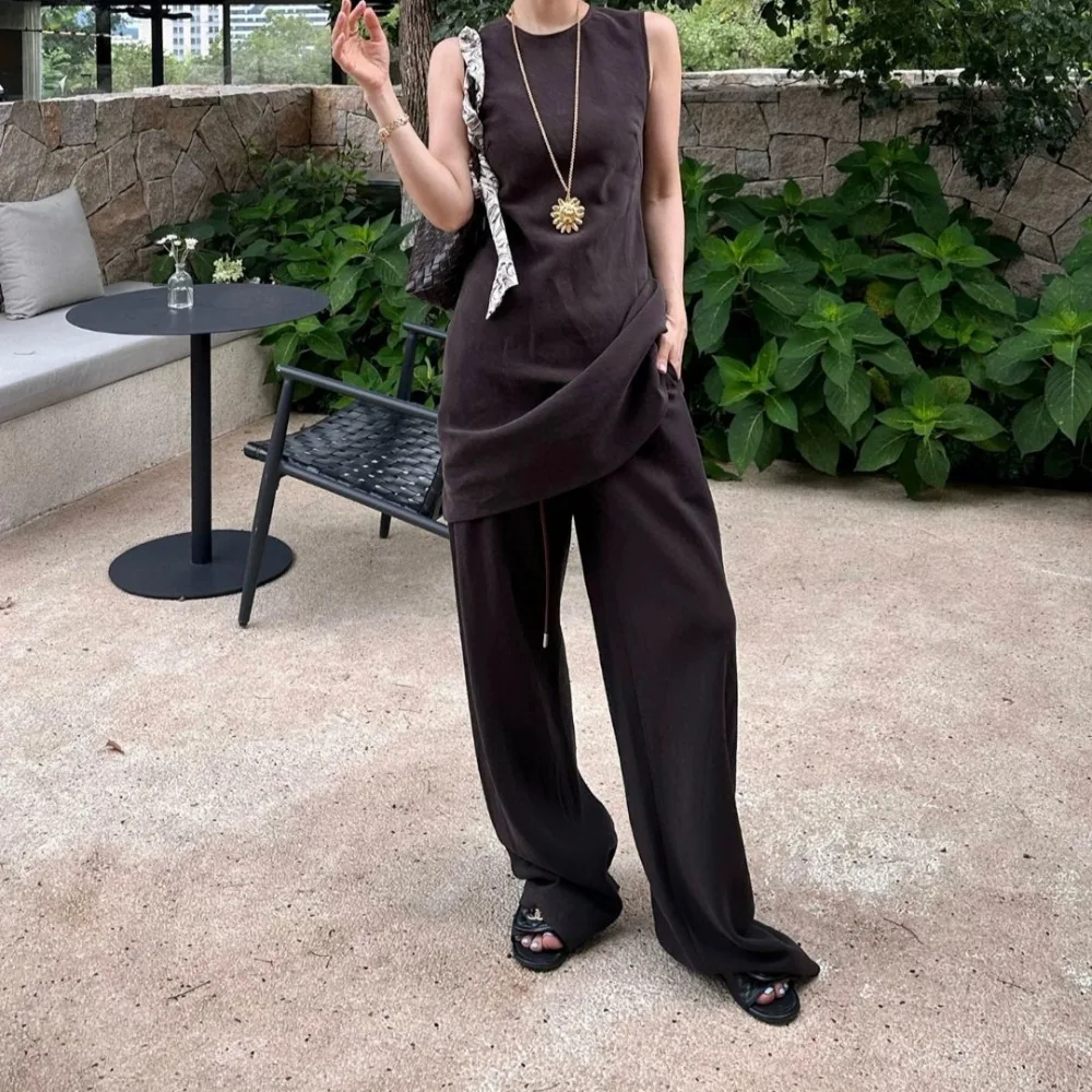 Worn Wool Contrasting Lace-up Casual Trousers
Worn Wool Contrasting Lace-up Casual Trousers