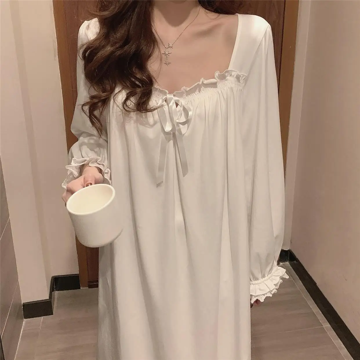 Pure Cotton Long Sve Lace Home Clothes Women's Spwear Princ Fairy Loose Long Dr Spring Summer Sexy Courard Sle
Pure Cotton Long Sve Lace Home Clothes Women's Spwear Princ Fairy Loose Long Dr Spring Summer Sexy Courard Sle