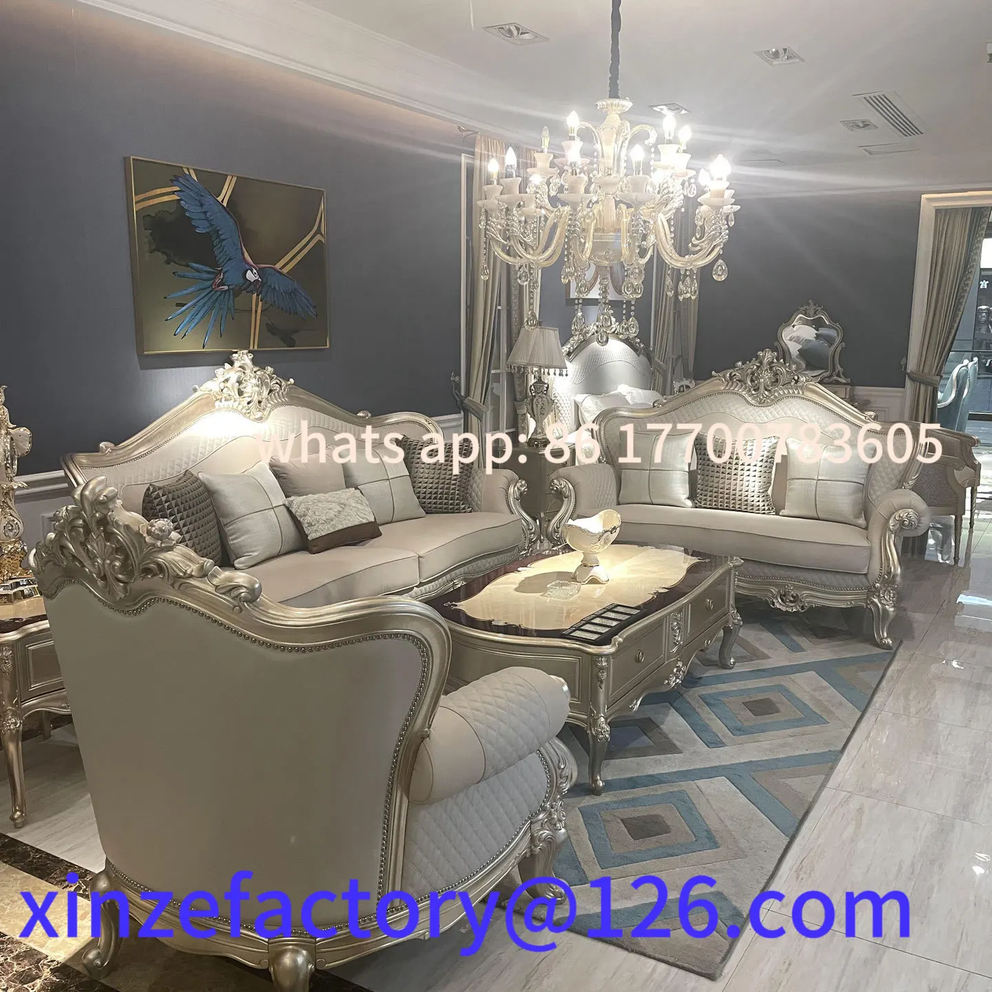 Customizable European sofa leather combination, luxury American size apartment solid wood carving flower three people
Customizable European sofa leather combination, luxury American size apartment solid wood carving flower three people