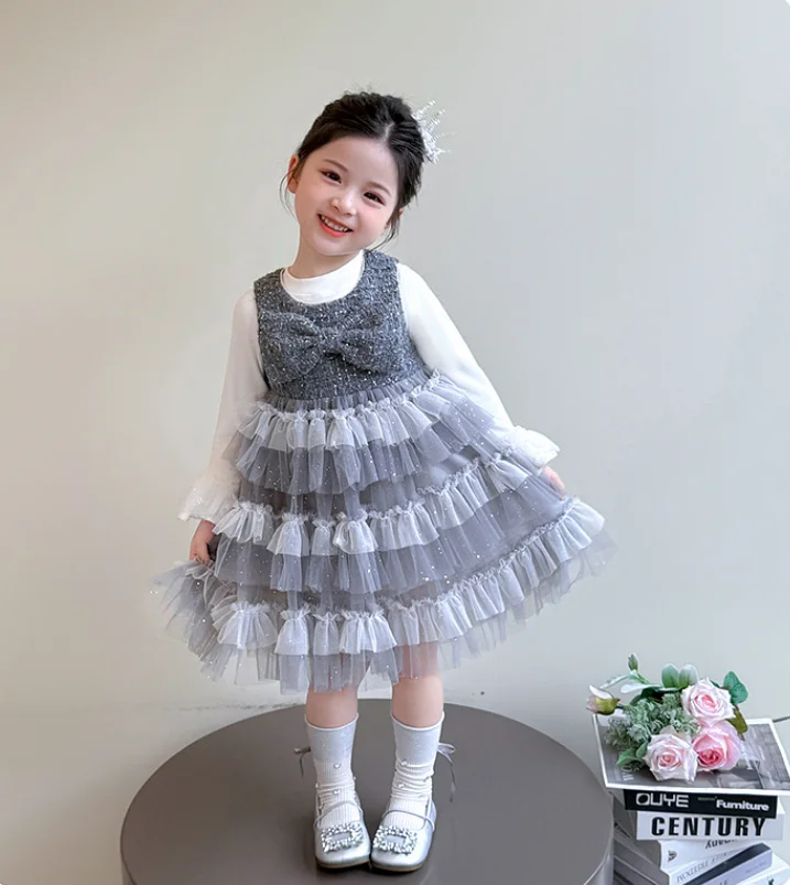 New Baby Girls Fall Fashion Sets, White Top + Grey Vest Bow Mesh Dress Princess Sweet Suits 2-7 T
New Baby Girls Fall Fashion Sets, White Top + Grey Vest Bow Mesh Dress Princess Sweet Suits 2-7 T