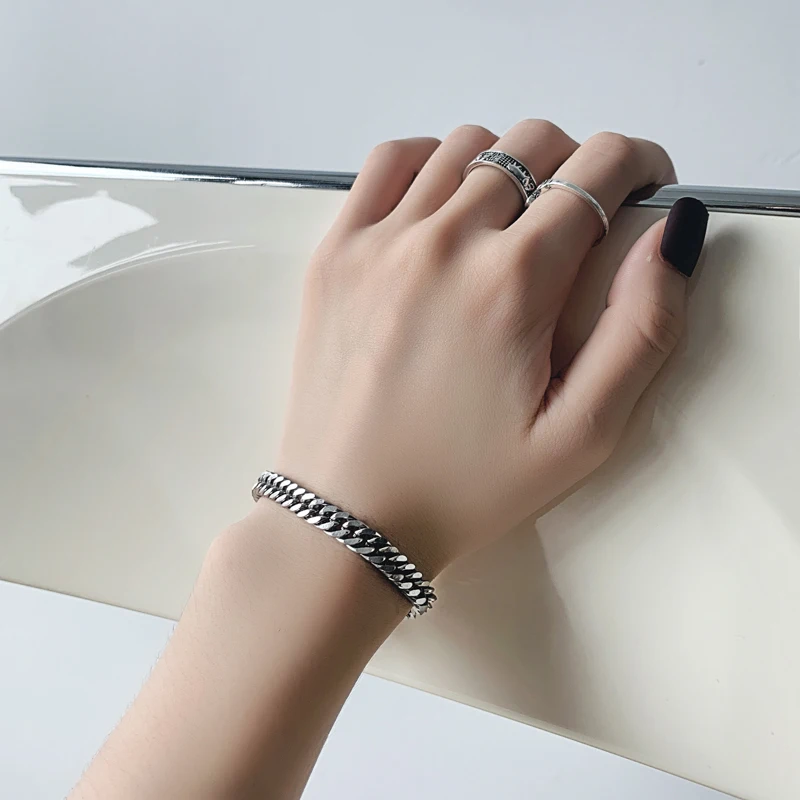 Korean Style Hip Hop Men's Bracelet Simple Personality Student Casual Streetwear Couple Accessories Cold Tone Fashion
Korean Style Hip Hop Men's Bracelet Simple Personality Student Casual Streetwear Couple Accessories Cold Tone Fashion