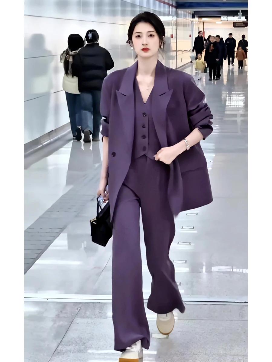 Grape Purple Suit Set Women's Fashion Spring Autumn Slim Fit Wide Leg Pants Three Piece Suit Long Sleeve Button up Polyester
Grape Purple Suit Set Women's Fashion Spring Autumn Slim Fit Wide Leg Pants Three Piece Suit Long Sleeve Button up Polyester