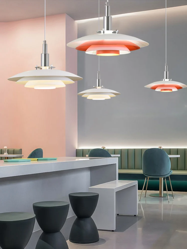 Nordic Pendant Light Creative Modern Gradient White Red UFO Adjustable Light Fixture Dining Room Kitchen Chandeliers
Nordic Pendant Light Creative Modern Gradient White Red UFO Adjustable Light Fixture Dining Room Kitchen Chandeliers