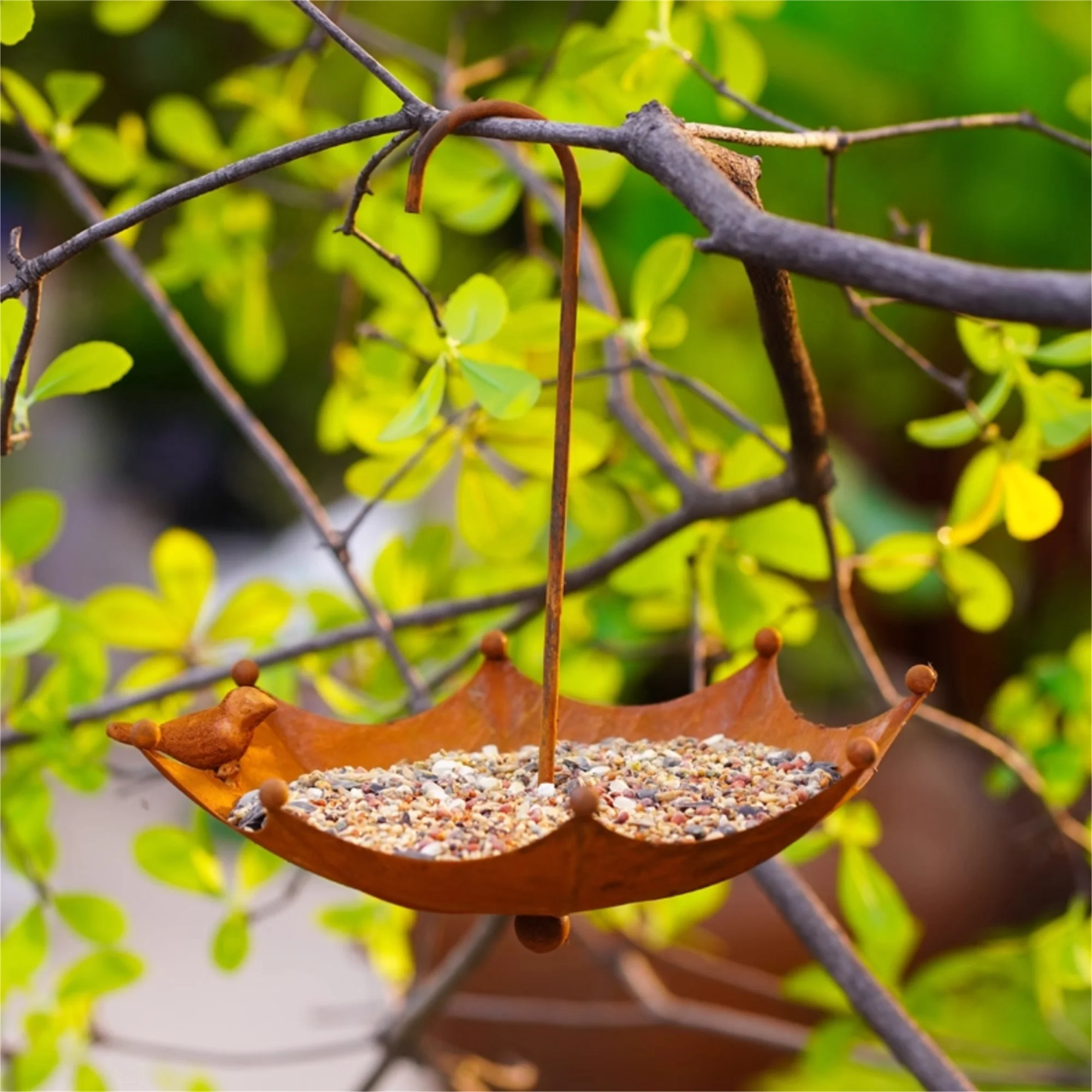 Unique Hanging Bird Feeder with Colorful Umbrella Design for Outdoor Garden Decoration and Feeding Birds in Yard
Unique Hanging Bird Feeder with Colorful Umbrella Design for Outdoor Garden Decoration and Feeding Birds in Yard