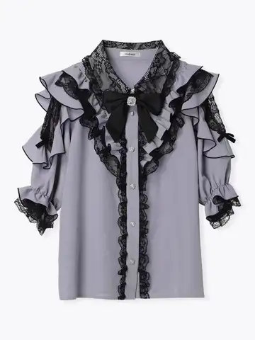 Noemi-inspiriertes Oberteil mit Rüschen und Schleife – schulterfreie japanische dunkle Damenbluse, Glockenärmel-Shirt mit Spitzenbesatz für Yami Kawaii und Lolita
