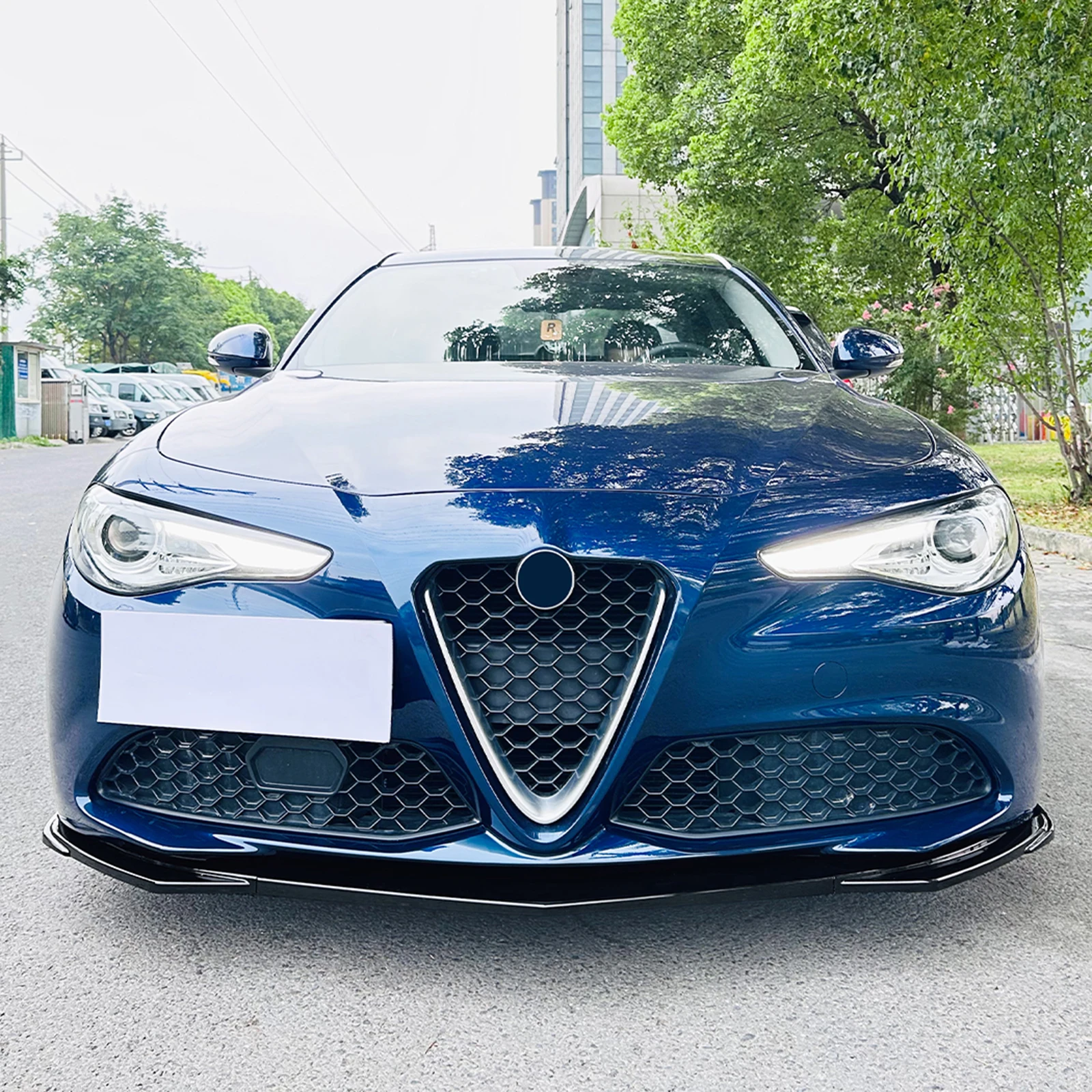 Front Bumper Spoiler Lip For Alfa Romeo Giulia 952 2015-2024 Sedan Pre-facelift Carbon Fiber Look/Gloss Black Lower Splitter Kit
Front Bumper Spoiler Lip For Alfa Romeo Giulia 952 2015-2024 Sedan Pre-facelift Carbon Fiber Look/Gloss Black Lower Splitter Kit