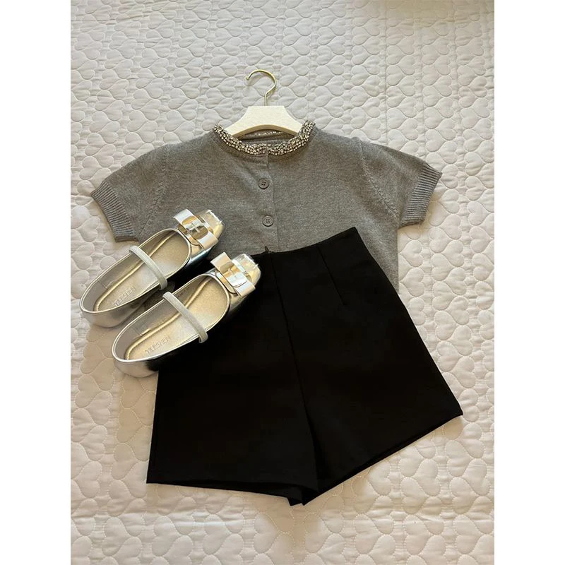 Slimming Knitted Short Sleeve Top And Shorts Set for Women Summer New Style Age Reduction Elegant Quality Fashionable Two Pie...
Slimming Knitted Short Sleeve Top And Shorts Set for Women Summer New Style Age Reduction Elegant Quality Fashionable Two Pie...
