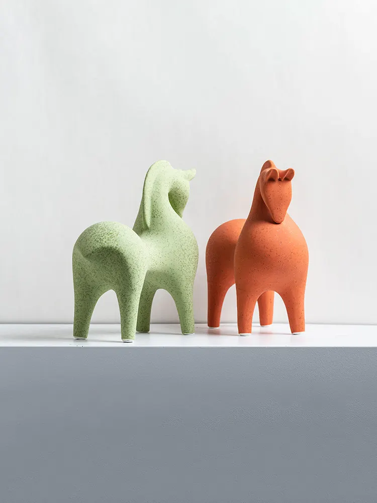 ᗢ* S And Modern New Chinese-style Small Fat Horse Ornament Home Model House Living Room Entrance Christmas Ornament Creativity
ᗢ* S And Modern New Chinese-style Small Fat Horse Ornament Home Model House Living Room Entrance Christmas Ornament Creativity