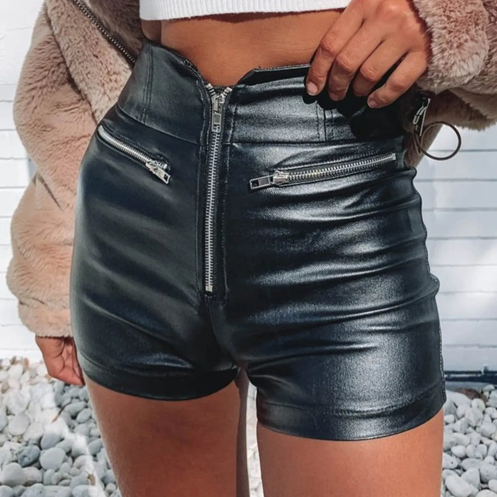 Zip Up PU Leather Shorts For Women Stretch Slim Solid Color High Waist Shorts Female Comfortable Shorts Party Evening Short
Zip Up PU Leather Shorts For Women Stretch Slim Solid Color High Waist Shorts Female Comfortable Shorts Party Evening Short