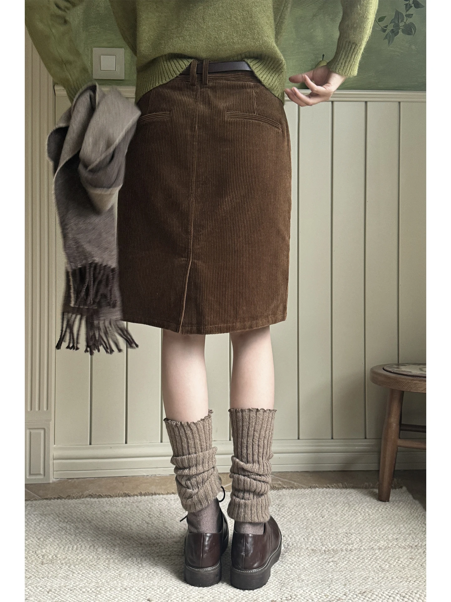 JMWOMEN Brown Caramel Retro Corduroy High Waist Midi Skirt Women Winter Thiened Loose Fit Casual Straight Cut Zipper Closure
JMWOMEN Brown Caramel Retro Corduroy High Waist Midi Skirt Women Winter Thiened Loose Fit Casual Straight Cut Zipper Closure