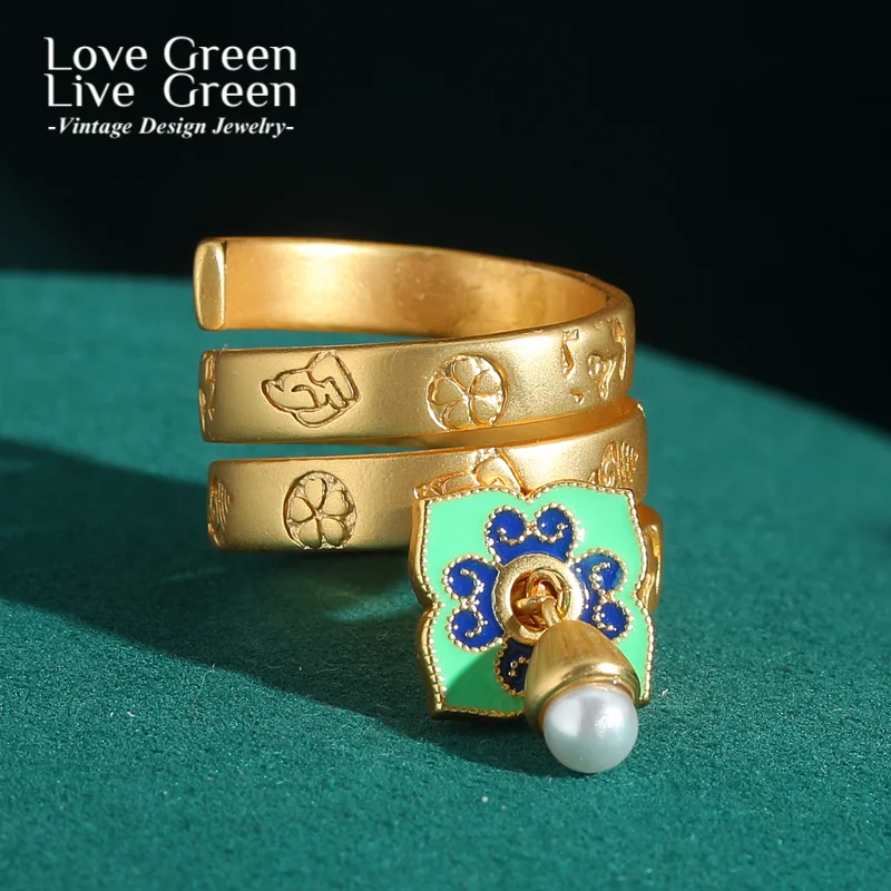 Vintage Rings Palace Snake Bone Enamel Flower Spiral Woman Gold Color Adjustable Antique Accessories Luxury Quality Jewelry
Vintage Rings Palace Snake Bone Enamel Flower Spiral Woman Gold Color Adjustable Antique Accessories Luxury Quality Jewelry