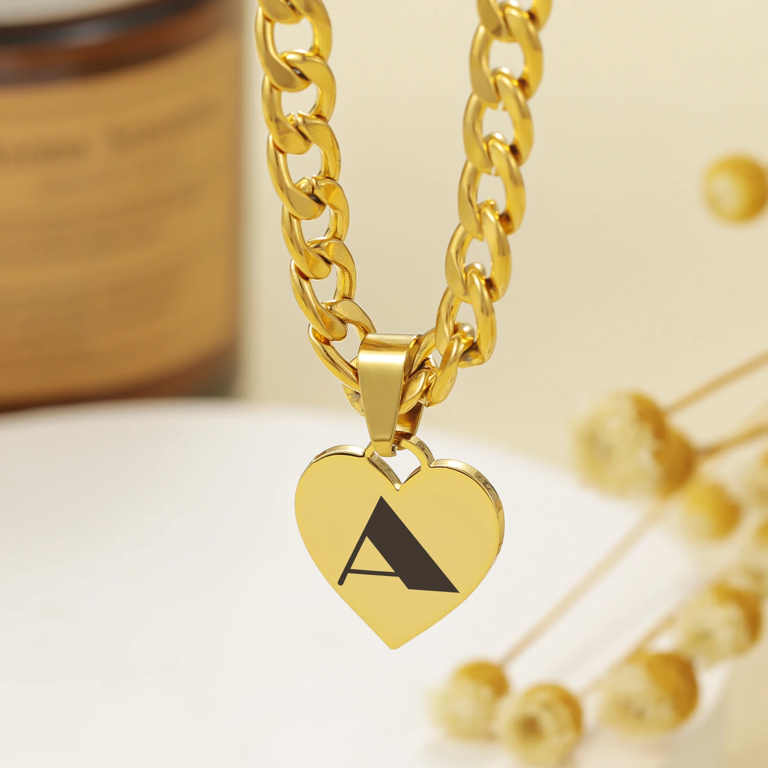 Simple Heart Carving Initial Letter Necklace Cuban Chain Personalized Carving Letter Customized Couple Christmas Gift For Her
Simple Heart Carving Initial Letter Necklace Cuban Chain Personalized Carving Letter Customized Couple Christmas Gift For Her