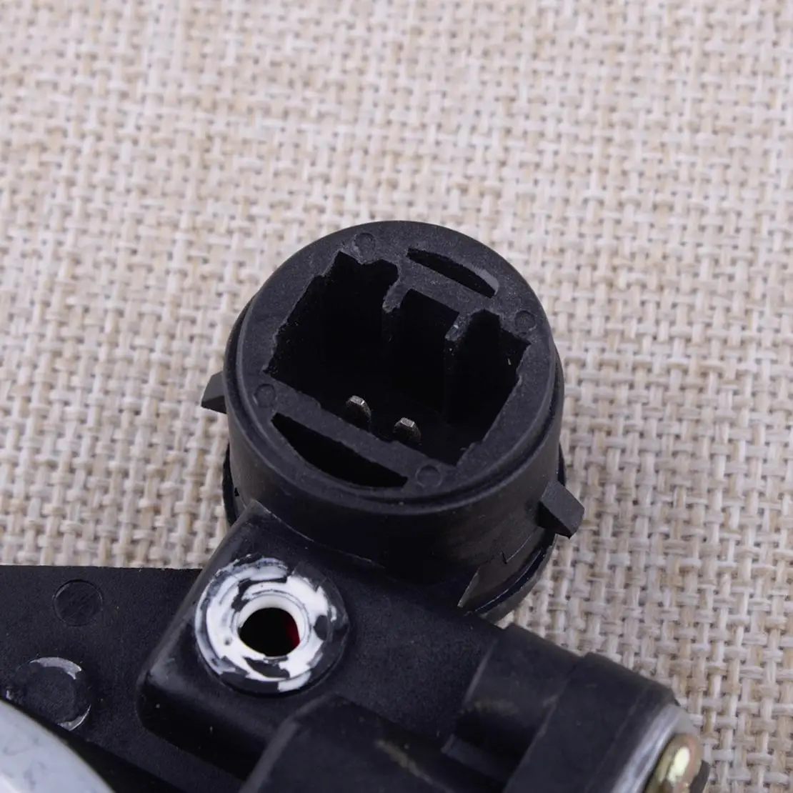 85710-12310 85710-42070 Двигатель переднего правого окна, подходит для Toyota Camry RAV4 Highlander Scion xA 
85710-12310 85710-42070 Двигатель переднего правого окна, подходит для Toyota Camry RAV4 Highlander Scion xA