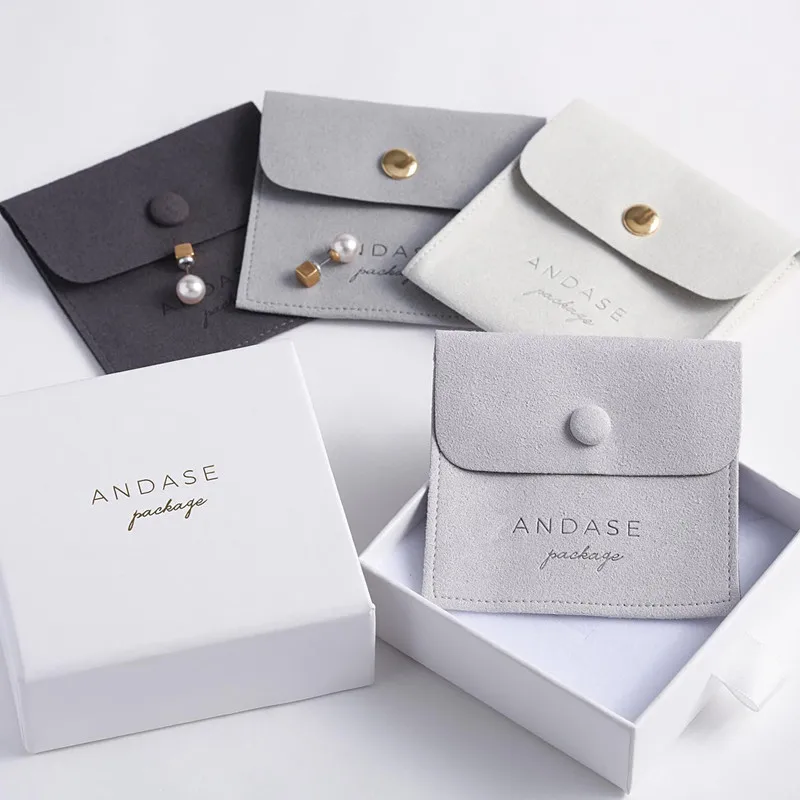 Custom Embossed Logo Jewelry Packaging Bags Snap Button Bag with Boxes Envelope Pouches with superfine fiber Flip Leather Bag
Custom Embossed Logo Jewelry Packaging Bags Snap Button Bag with Boxes Envelope Pouches with superfine fiber Flip Leather Bag
