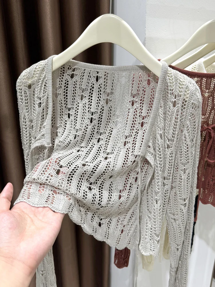 Summer Vaion Sun Protection Ice Silk Knitted awl Women's Outerwear Hollow Design Thin ort Coat with Skirt Matching
Summer Vaion Sun Protection Ice Silk Knitted awl Women's Outerwear Hollow Design Thin ort Coat with Skirt Matching