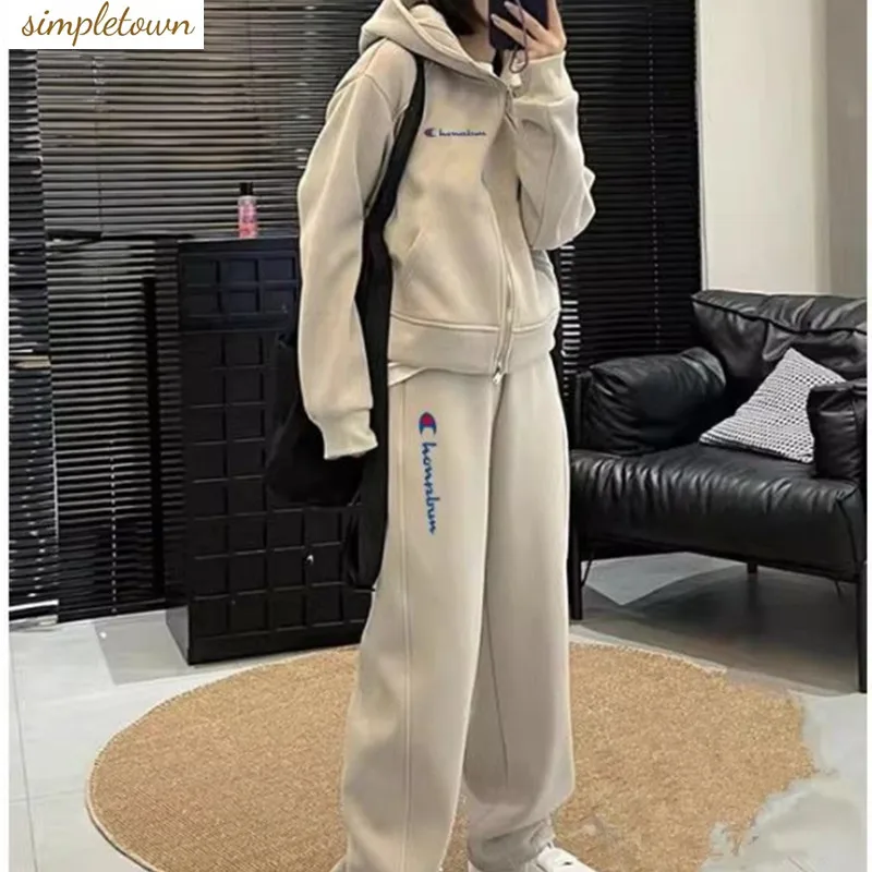 Embroidered trendy brand new set 2024 two-piece fashionable casual hooded sweatshirt+wide leg pants sports set
Embroidered trendy brand new set 2024 two-piece fashionable casual hooded sweatshirt+wide leg pants sports set