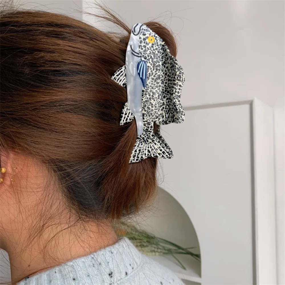 Work Sweet Acetate Fish Hair Claw Acetic Acid Noctilucent Sperm Whale Shark Clip Egg Hair Accessories Animal Hair Clip Women
Work Sweet Acetate Fish Hair Claw Acetic Acid Noctilucent Sperm Whale Shark Clip Egg Hair Accessories Animal Hair Clip Women