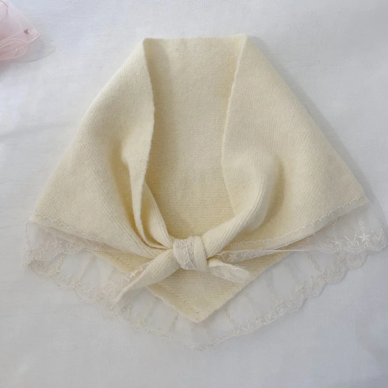 Highly stylish knitted lace-trimmed scarf women, warm neck protector autumn and winter, woolen wrap, layer
Highly stylish knitted lace-trimmed scarf women, warm neck protector autumn and winter, woolen wrap, layer