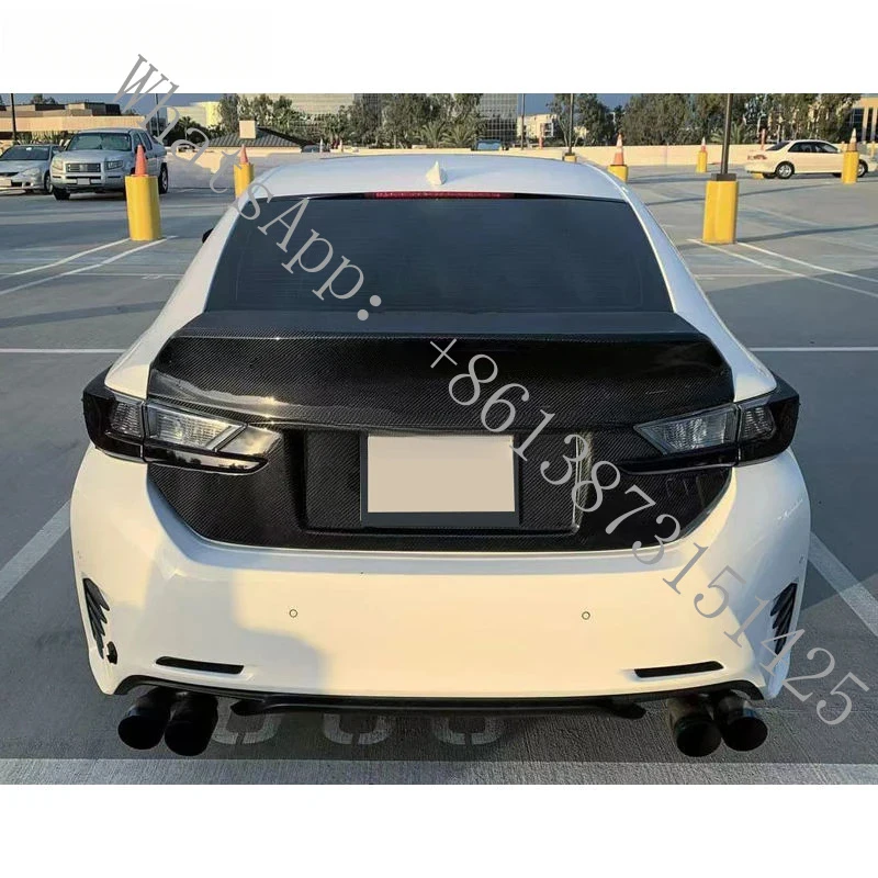 Suitable RC 350h, 350, 350F, 200t, F 300AWD Modification: CLS Carbon Fiber Trunk Lid Spoiler
Suitable RC 350h, 350, 350F, 200t, F 300AWD Modification: CLS Carbon Fiber Trunk Lid Spoiler