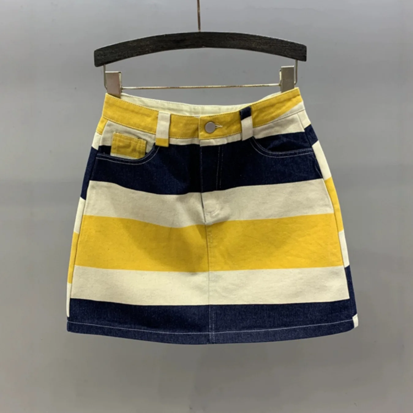 Denim Skirt Women High Waist Mini Skirts Striped Patchwork Distressed Washed Female Summer 2026 Sexy Vintage A Line Streetwear
Denim Skirt Women High Waist Mini Skirts Striped Patchwork Distressed Washed Female Summer 2026 Sexy Vintage A Line Streetwear