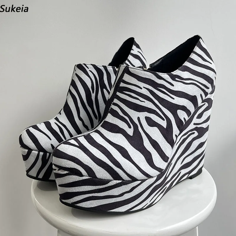 Sukeia женские туфли-лодочки ручной работы на платформе с боковой молнией на танкетке, красивая обувь для вечеринок с круглым носком и зеброй, размер США, большие размеры 5-20
Sukeia женские туфли-лодочки ручной работы на платформе с боковой молнией на танкетке, красивая обувь для вечеринок с круглым носком и зеброй, размер США, большие размеры 5-20