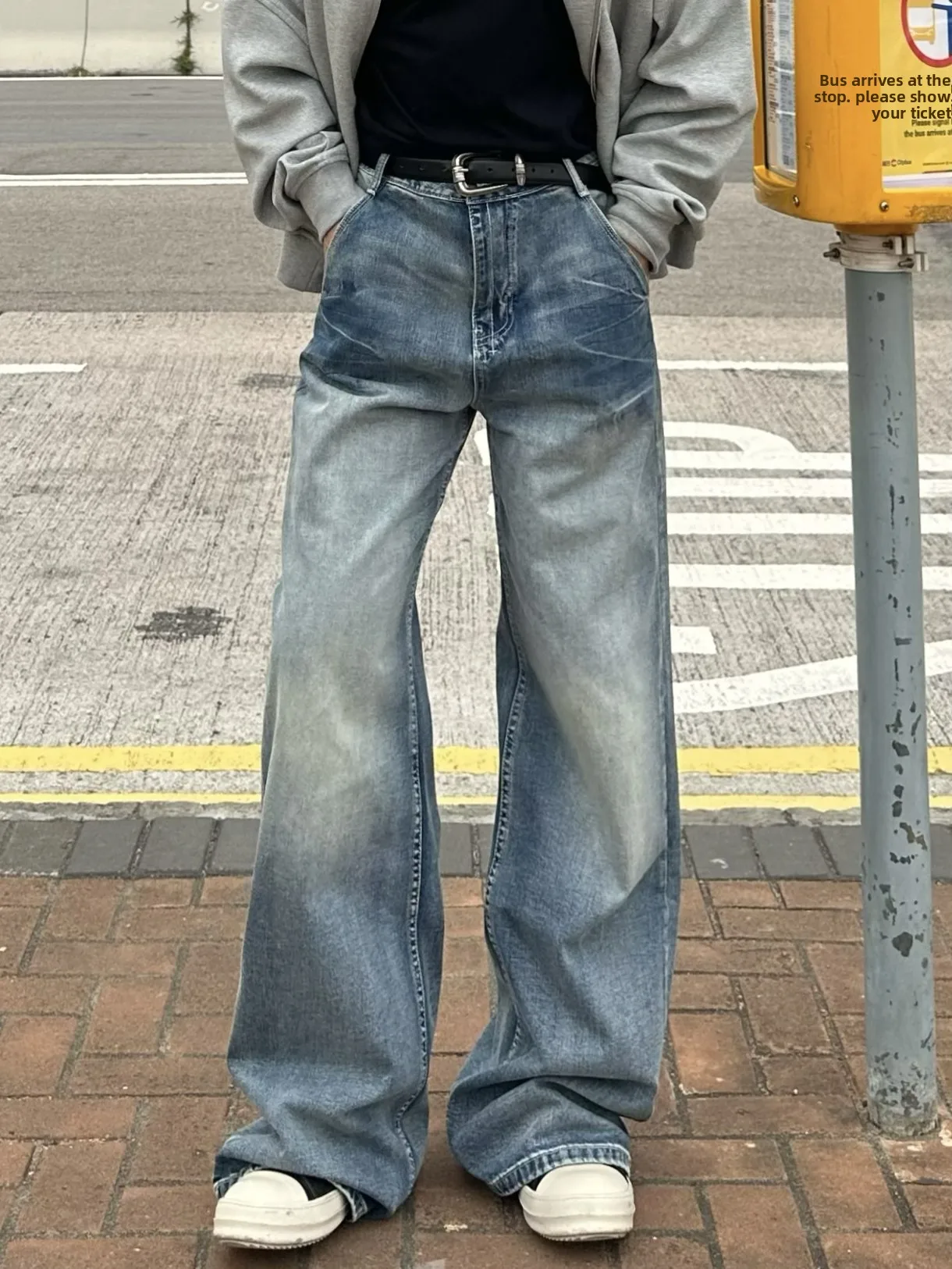 Tequel American Retro Waed Denim Jeans Men's Loose Straight Leg Wide Leg Long Pants Casual Cotton Polyester Blend Jeans
Tequel American Retro Waed Denim Jeans Men's Loose Straight Leg Wide Leg Long Pants Casual Cotton Polyester Blend Jeans