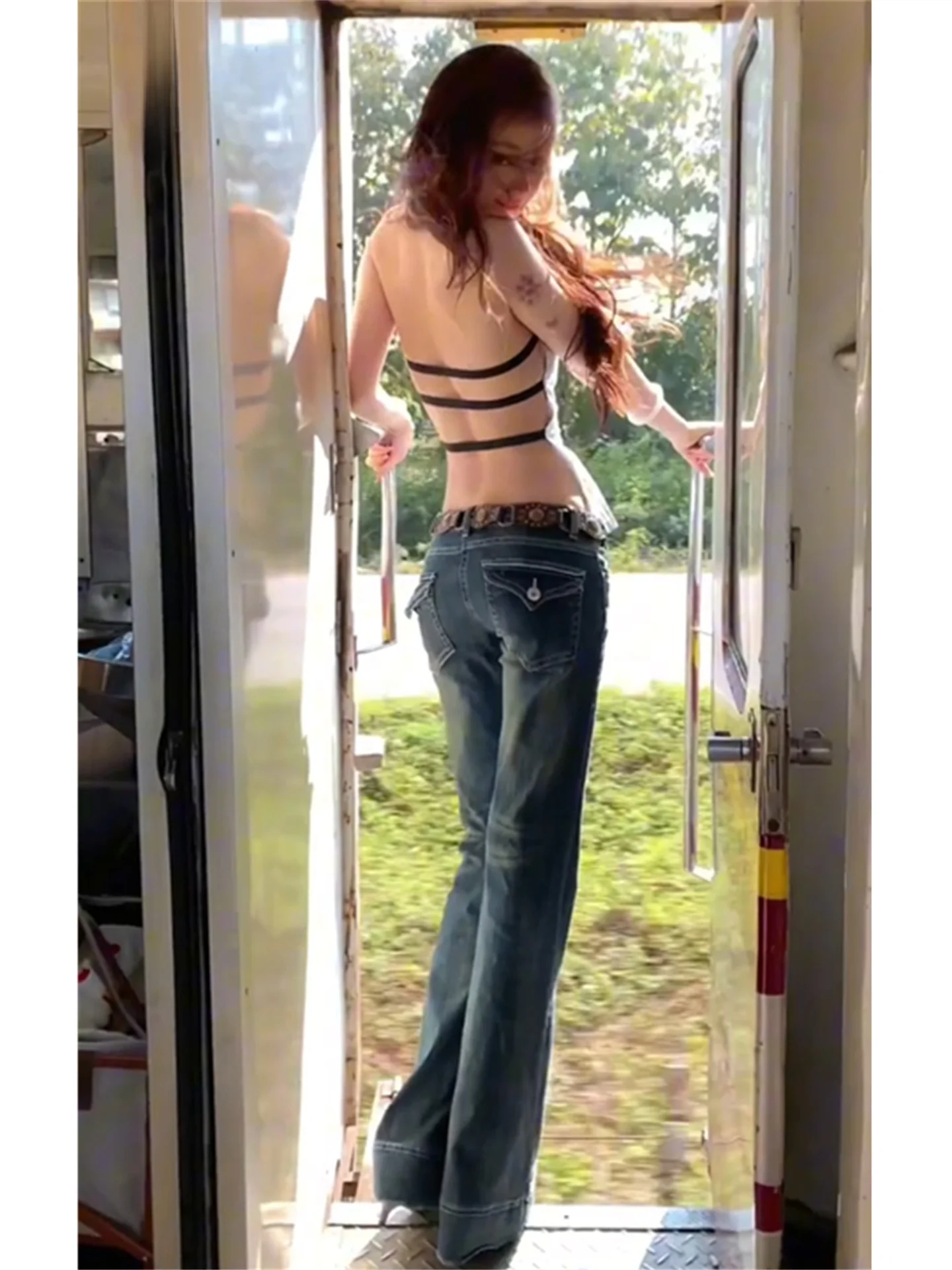 Retro American Spicy Girl Deep Blue Low Waist Flared Denim Jeans Women's Spring Summer Slimming Design Floor-Length Pants
Retro American Spicy Girl Deep Blue Low Waist Flared Denim Jeans Women's Spring Summer Slimming Design Floor-Length Pants