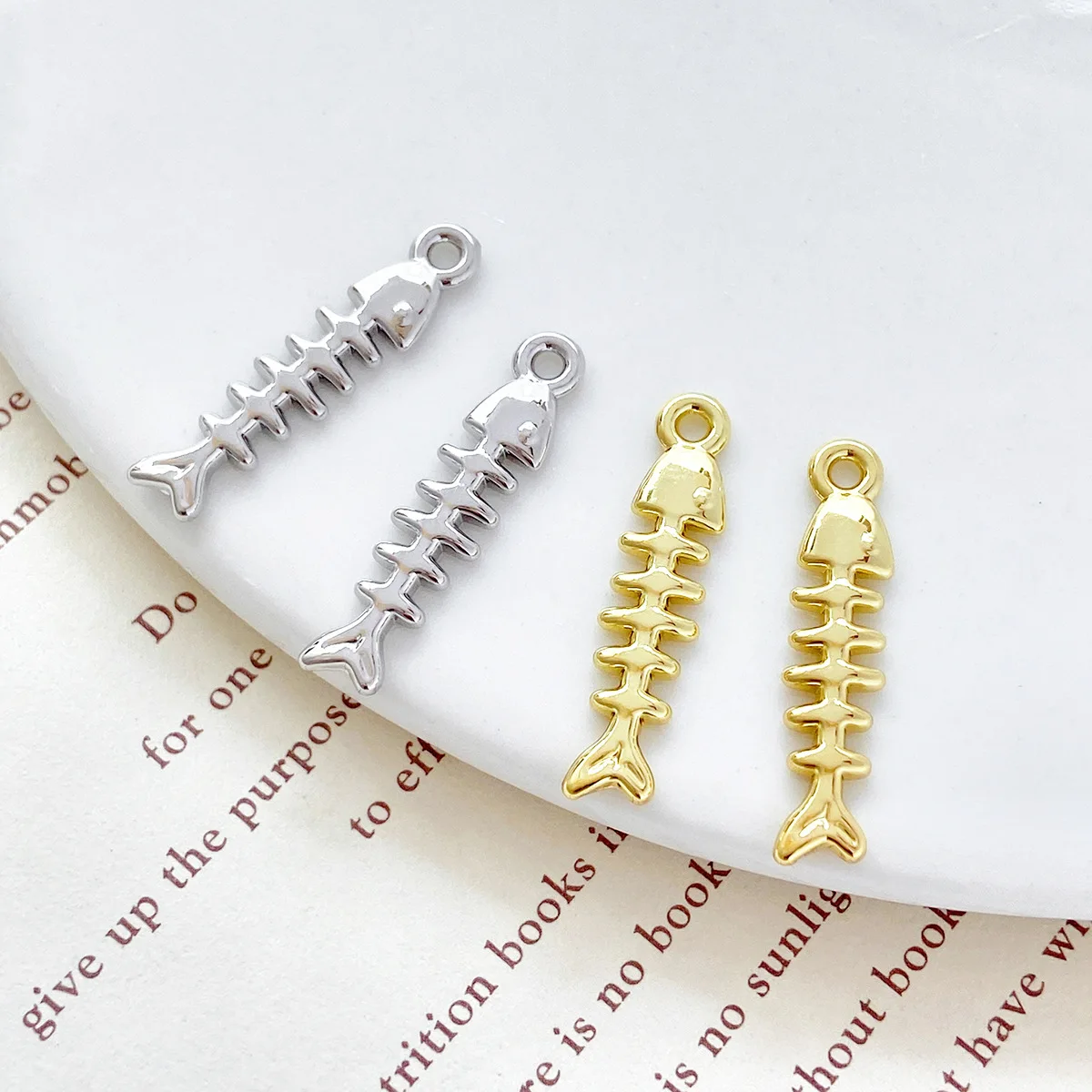 10pcs Handmade Fish Bone Pendant Charms Alloy Silvery Golden Color Necklace Earrings Pendant Connectors Diy Jewelry Making
10pcs Handmade Fish Bone Pendant Charms Alloy Silvery Golden Color Necklace Earrings Pendant Connectors Diy Jewelry Making