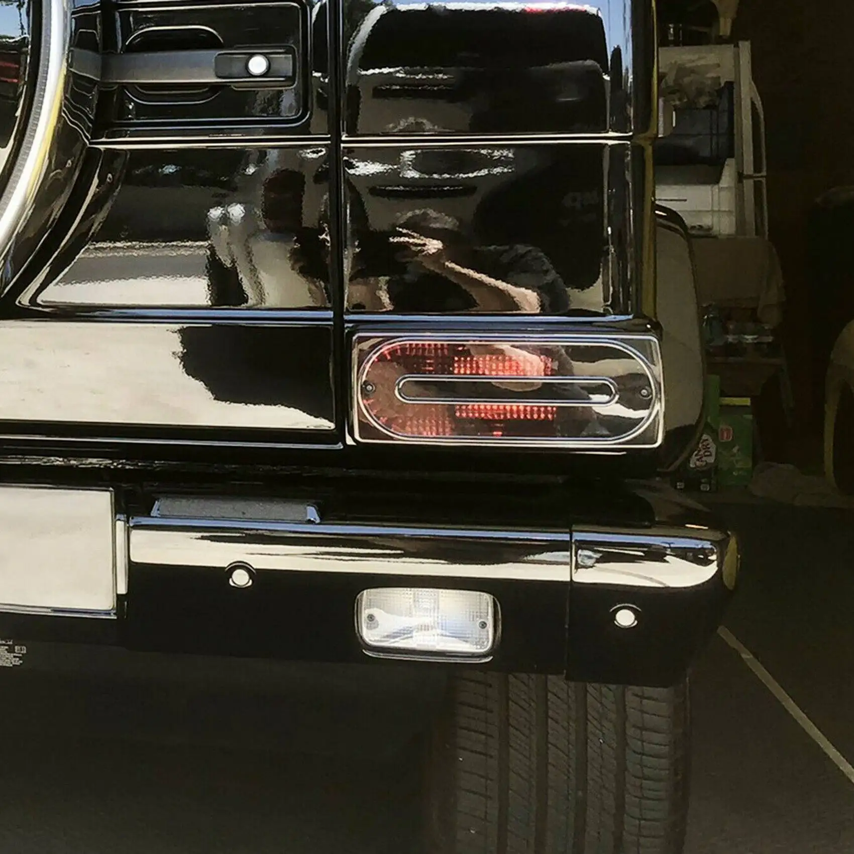 Дымчатые черные автомобильные задние фонари, линзы для Mercedes Benz W463 G-Class G500 G550 G55 G63 AMG 1999-2018-A28K
Дымчатые черные автомобильные задние фонари, линзы для Mercedes Benz W463 G-Class G500 G550 G55 G63 AMG 1999-2018-A28K