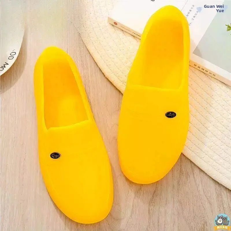 Thickened Construction Site Bull Tendon Rubber Boots Men's Rain Boots Winter Anti-slip Wear-resistant Yellow Short Tube Low H...
Thickened Construction Site Bull Tendon Rubber Boots Men's Rain Boots Winter Anti-slip Wear-resistant Yellow Short Tube Low H...