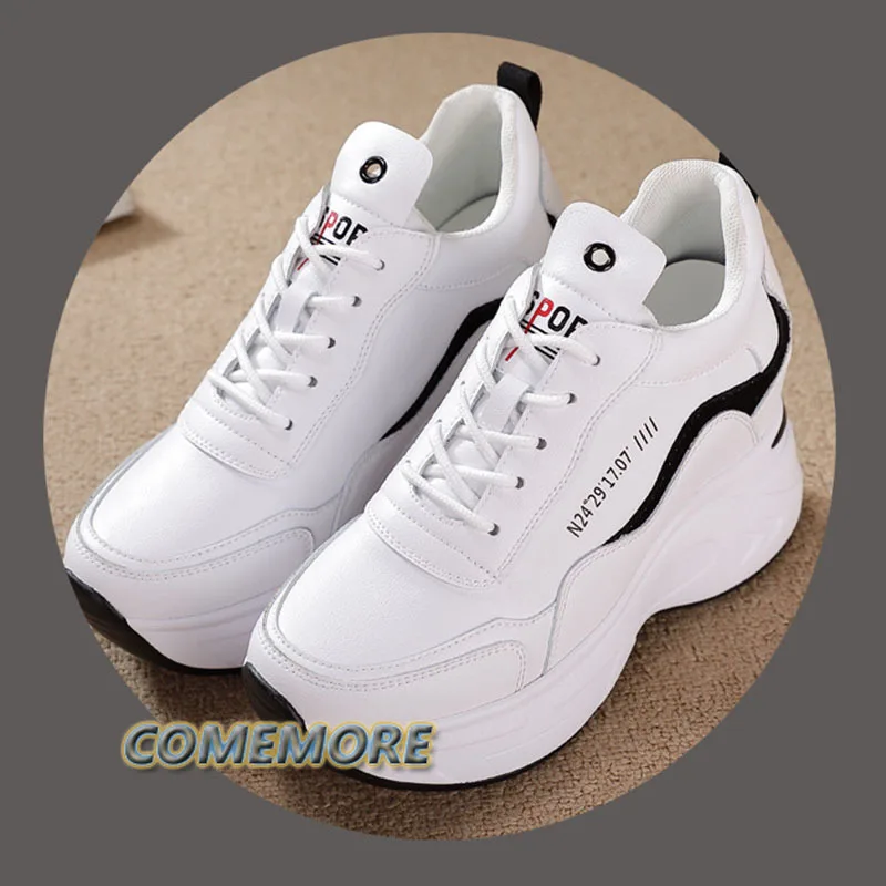 Sports High Platform Tennis Female Casual Shoes for Women High Top Sneakers Leather Wedge Outdoor Breathable Round Toe 2024 New
Sports High Platform Tennis Female Casual Shoes for Women High Top Sneakers Leather Wedge Outdoor Breathable Round Toe 2024 New