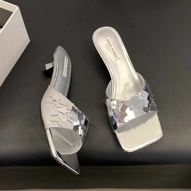 Bling Women's Sandals Square Toe Mid Heels Slippers Elegant Heeled Shoes 2025 Summer Fad Slides Shallow Designer Zapatos Mujer
Bling Women's Sandals Square Toe Mid Heels Slippers Elegant Heeled Shoes 2025 Summer Fad Slides Shallow Designer Zapatos Mujer