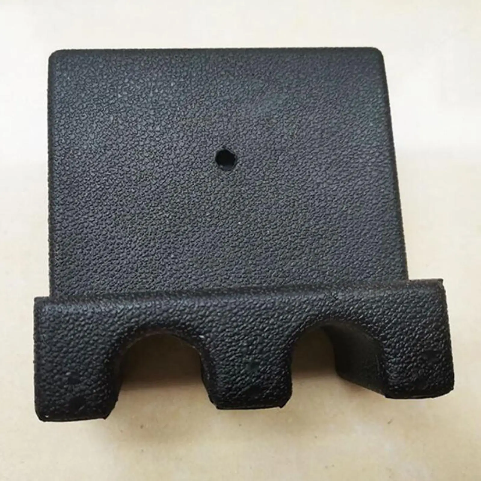 Billiards Snooker Cue Locating Clip Holder for Pool Cue Racks
Billiards Snooker Cue Locating Clip Holder for Pool Cue Racks