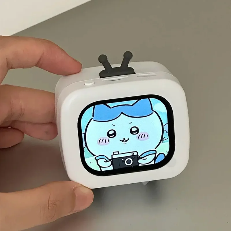 Универсальная мини-портативная беспроводная Bluetooth-колонка в виде милого электронного питомца с дисплеем, Hi-Fi звуком и часами, подарок для мальчиков
Универсальная мини-портативная беспроводная Bluetooth-колонка в виде милого электронного питомца с дисплеем, Hi-Fi звуком и часами, подарок для мальчиков