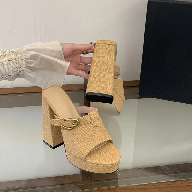 Women's Slippers Summer Chunky High Heels Platform Slippers Women Mules Slides Fashion Open Toe Summer Party Shoes Brand Sandals
Women's Slippers Summer Chunky High Heels Platform Slippers Women Mules Slides Fashion Open Toe Summer Party Shoes Brand Sandals