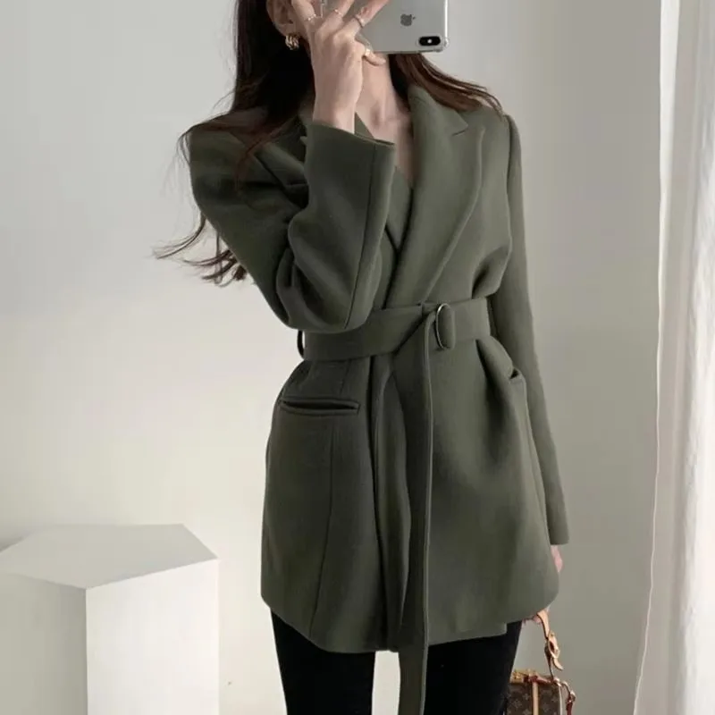 UNXX Mid-length Wool Blazer Coat for Women Female Office Lady, 2024 Autumn/Winter, Korean-style Belted Thickened Wool Jacket
UNXX Mid-length Wool Blazer Coat for Women Female Office Lady, 2024 Autumn/Winter, Korean-style Belted Thickened Wool Jacket