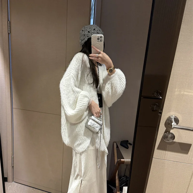 Кардиганы средней длины, красные, женские, зимние, из ребристой ткани, утепленные, свободного кроя, с высоким воротником, однотонные, на шнурке, теплые, классические, в рубчик
Кардиганы средней длины, красные, женские, зимние, из ребристой ткани, утепленные, свободного кроя, с высоким воротником, однотонные, на шнурке, теплые, классические, в рубчик