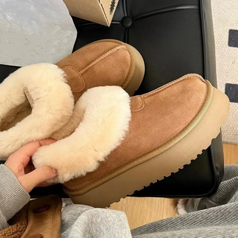 Women 2026 Winter Genuine Leather Platform Shearling Snow Boots Warm Short Calf Comfortable Versatile
Women 2026 Winter Genuine Leather Platform Shearling Snow Boots Warm Short Calf Comfortable Versatile