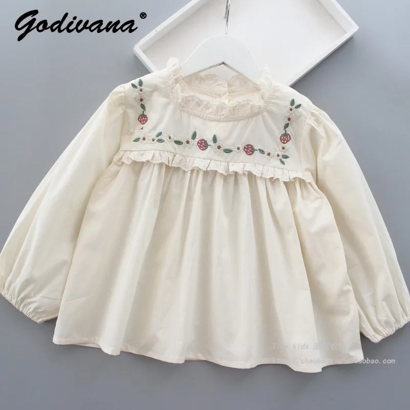 Блузка для маленьких девочек, новая модель весна-осень, с кружевной вышивкой, детская милая рубашка-принцесса с длинным рукавом, мягкий хлопковый свободный топ
Блузка для маленьких девочек, новая модель весна-осень, с кружевной вышивкой, детская милая рубашка-принцесса с длинным рукавом, мягкий хлопковый свободный топ
