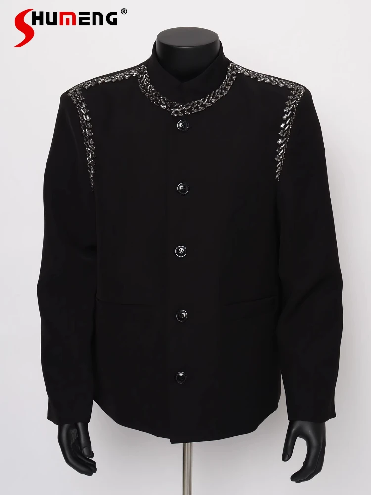 Men's 2025 Autumn New Diamond-Studded Suit Jackets High-End Stylish Tailored Coats Stand Collar Padded Shoulder Trendy Blazers
Men's 2025 Autumn New Diamond-Studded Suit Jackets High-End Stylish Tailored Coats Stand Collar Padded Shoulder Trendy Blazers